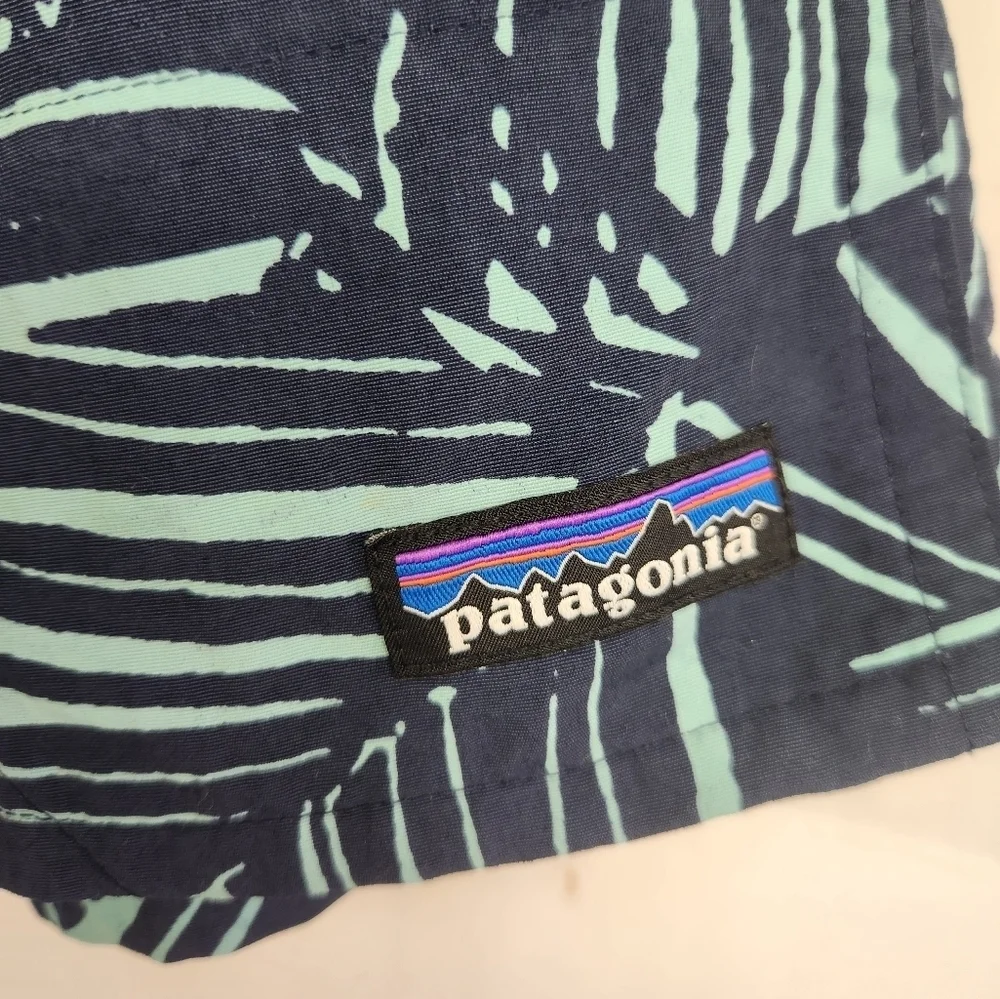 Patagonia Men’s Baggies Long Casual Swim Trunk Shorts Navy Palm Print Medium